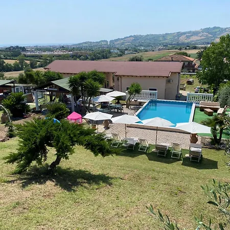 Hotel Il Villaggio Del Re Glamping Retreat Corropoli