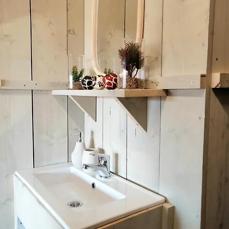 Il Villaggio Del Re Glamping Retreat Hotel *