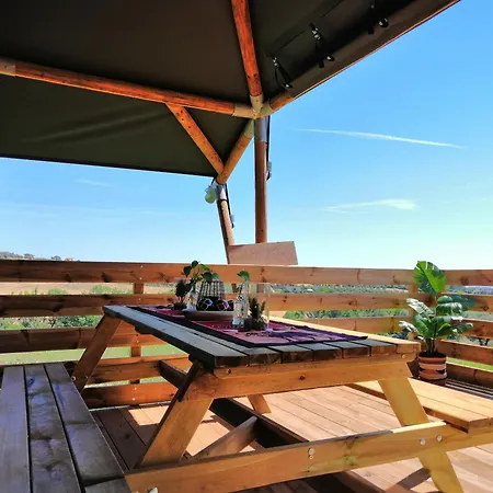 Hotel Il Villaggio Del Re Glamping Retreat