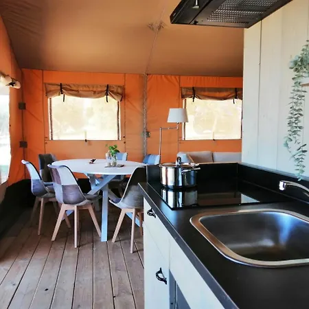 Hotel Il Villaggio Del Re Glamping Retreat Corropoli